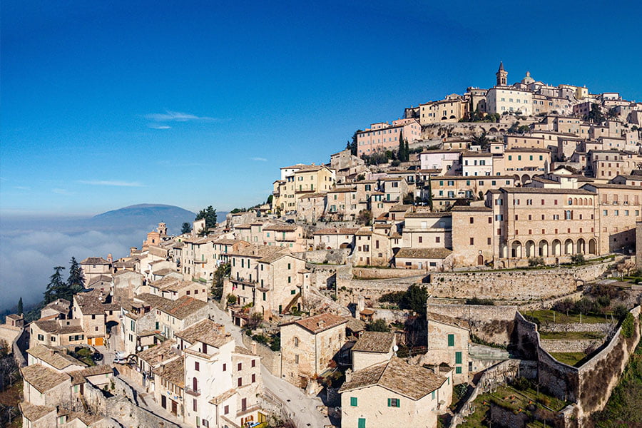 San Marinas. Seniausios pasaulio respublikos istorija ir lankytinos vietos