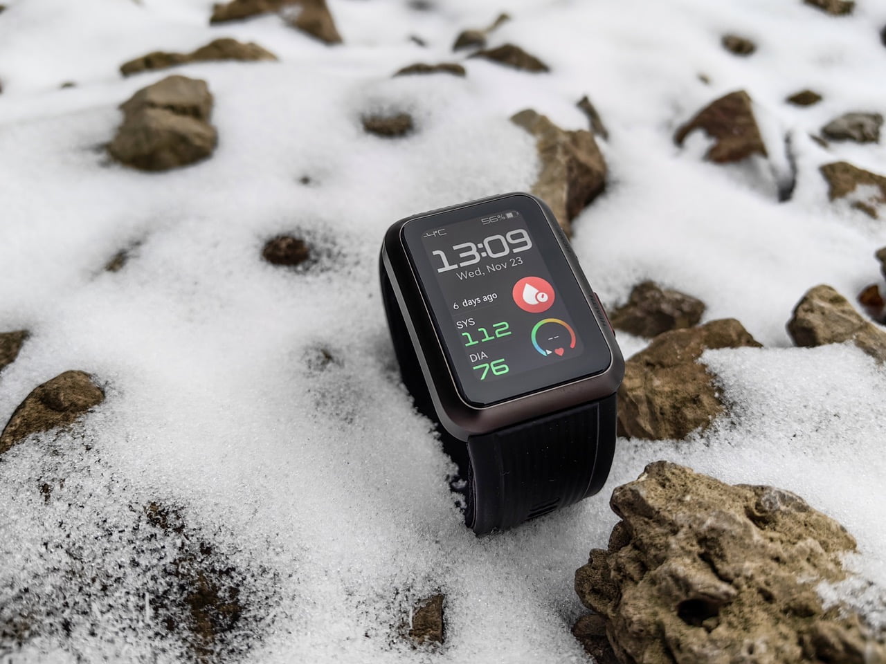 Lietuvoje pasirodė išmanusis laikrodis, matuojantis kraujospūdį