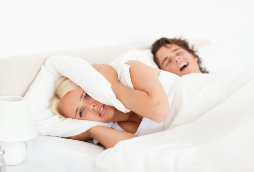 Kaip greitai ir visam laikui atsikratyti knarkimo