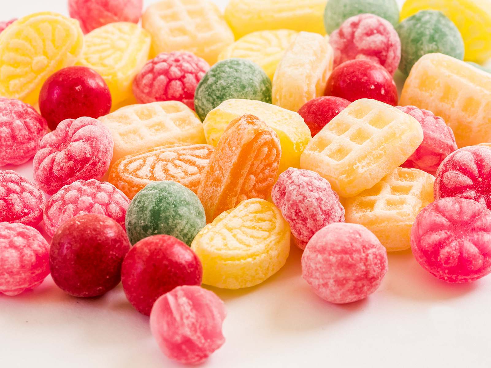 Kas atsitinka, jei valgote daug saldumynų