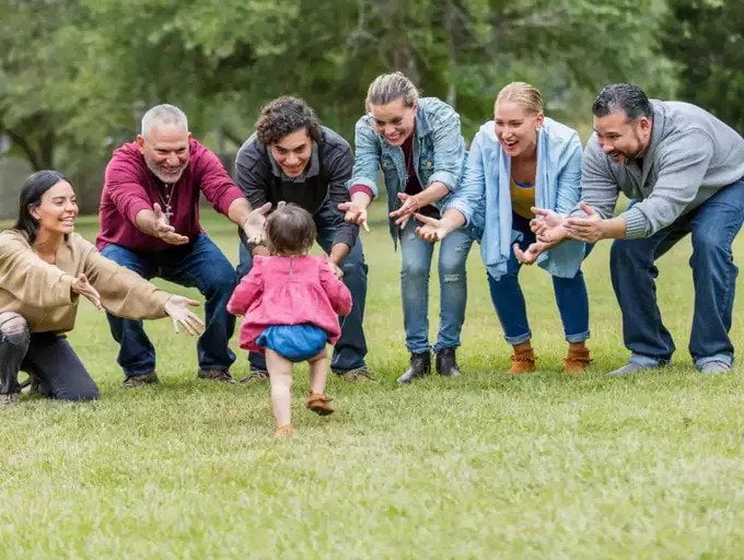4 Zodiako ženklai, kurie yra geriausios tetos ir dėdės