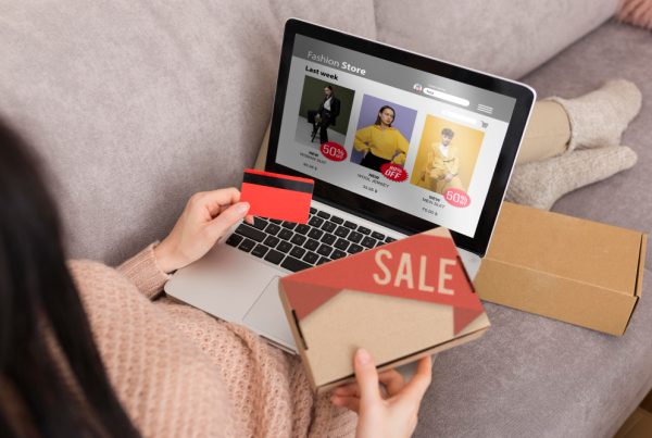Apsipirkimas virtualioje realybėje: nauji sprendimai e-komercijoje