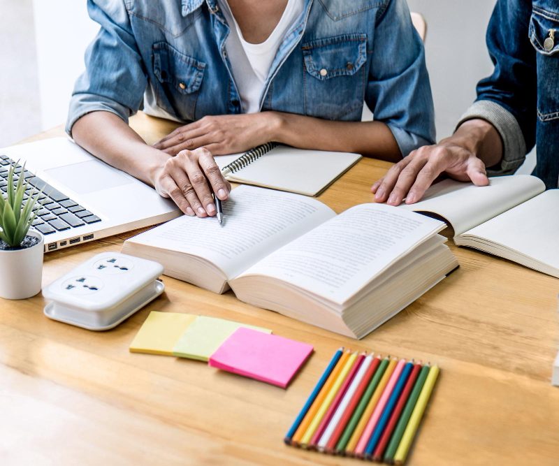 Kaip efektyviai mokytis: moksliniais tyrimais pagrįsti metodai moksleiviams ir studentams