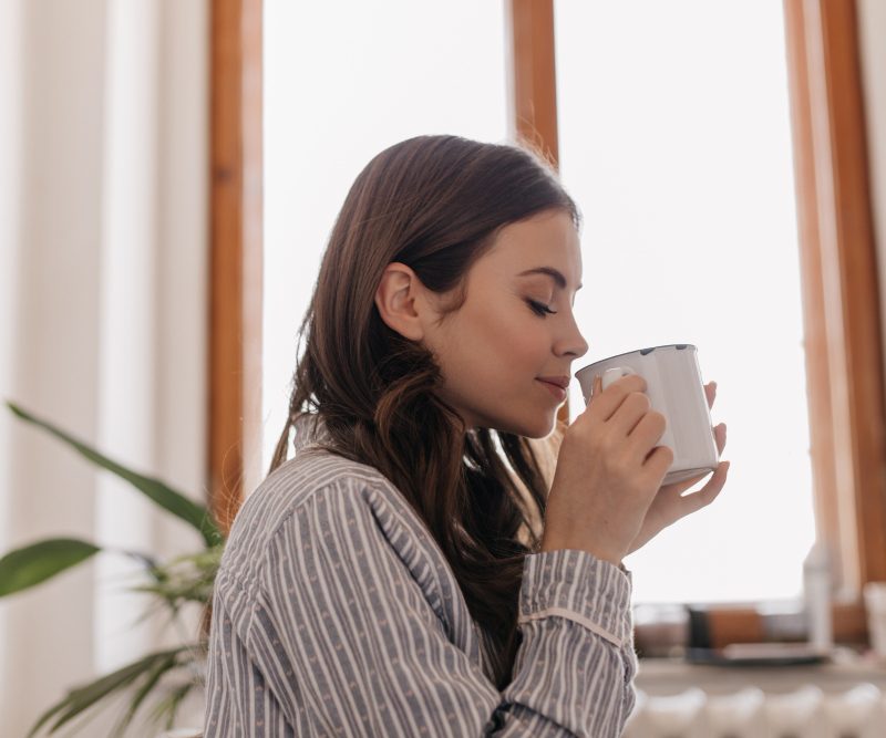 Mindfulness praktikos, kurias galite pradėti nuo ryto kavos