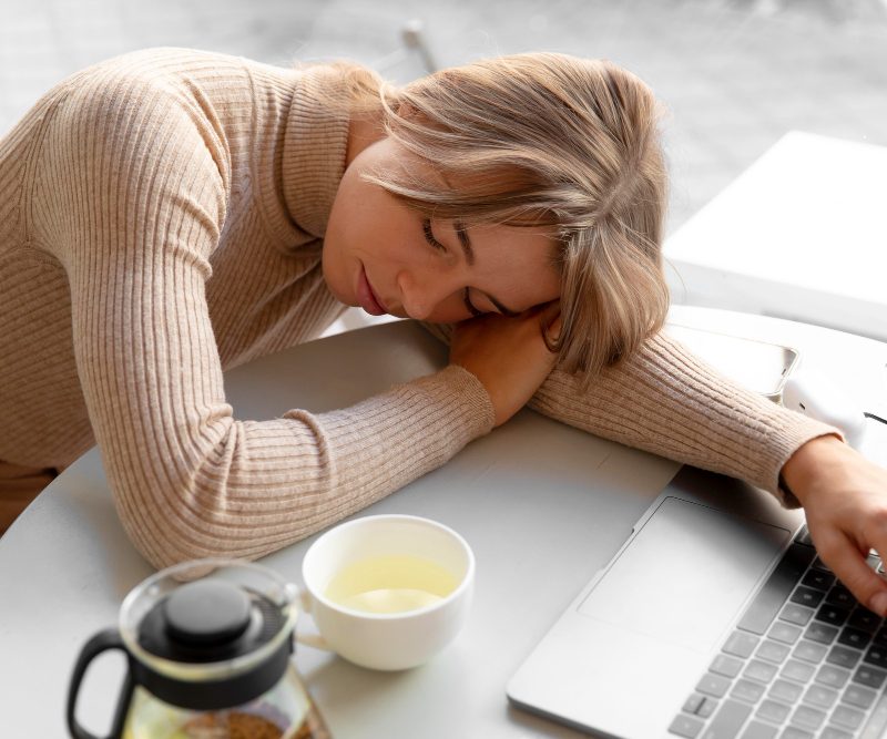 Natūralūs būdai kovoti su lėtiniu nuovargiu: gydytojų rekomendacijos
