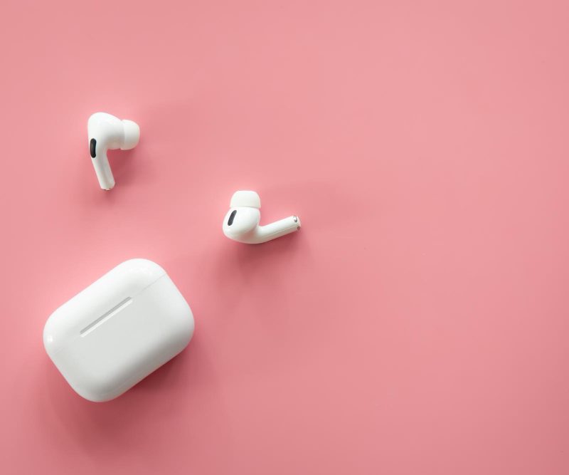 TOP 5 nebrangūs Bluetooth ausinukai iki 50 eurų – kokybė už kainą