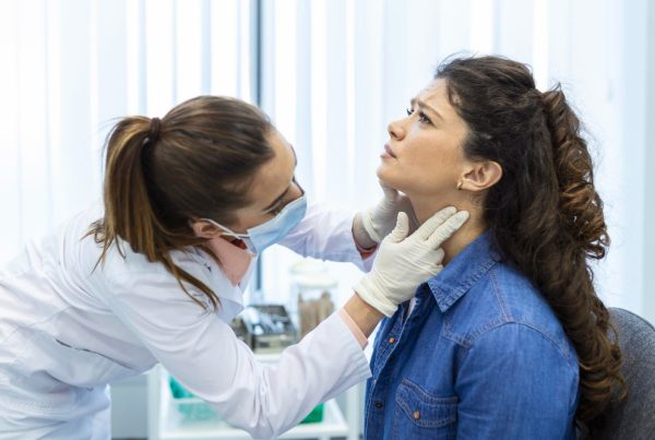 Skydliaukės sutrikimų ženklai: kada kreiptis į šeimos gydytoją