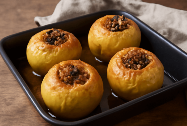 Paprastai kepti obuoliai – desertas be cukraus