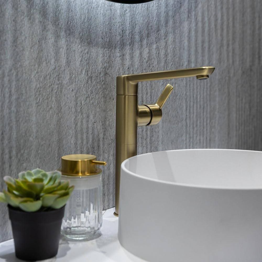 Vonios maišytuvai: detalė, kuri tyliai formuoja visą vonios patirtį